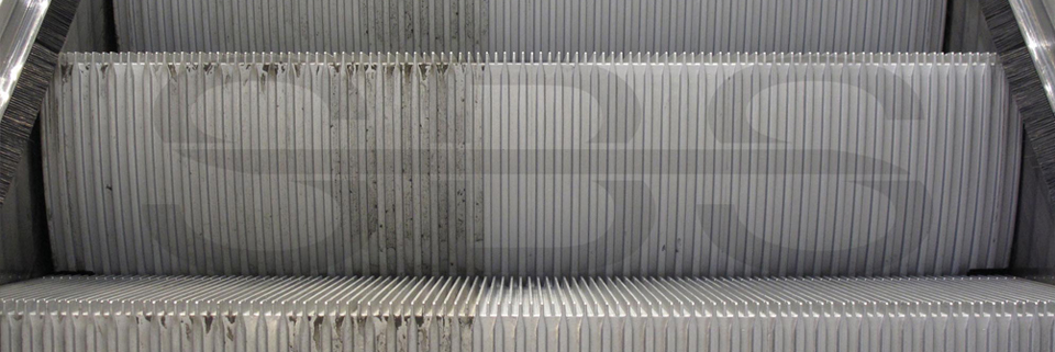 Step by Step Rulltrappsrengöring för industriell rengöring, tvättning av rulltrappor och rullband